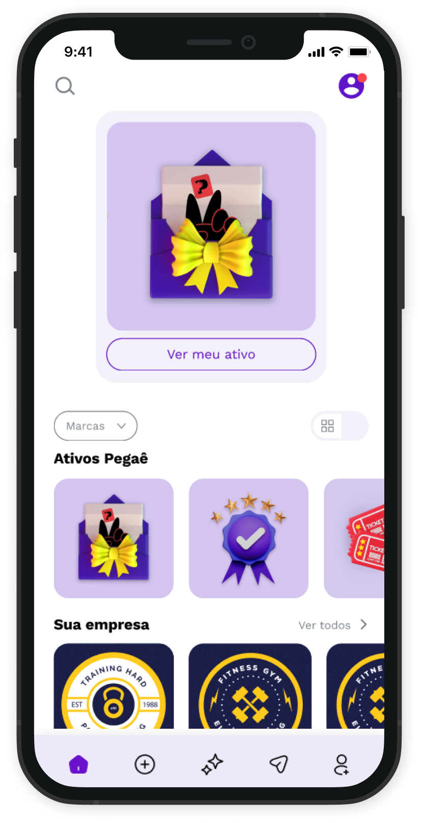 Pegaê app home screen showing a gift-envelope collectible, the user asset gallery and brand loyalty badges